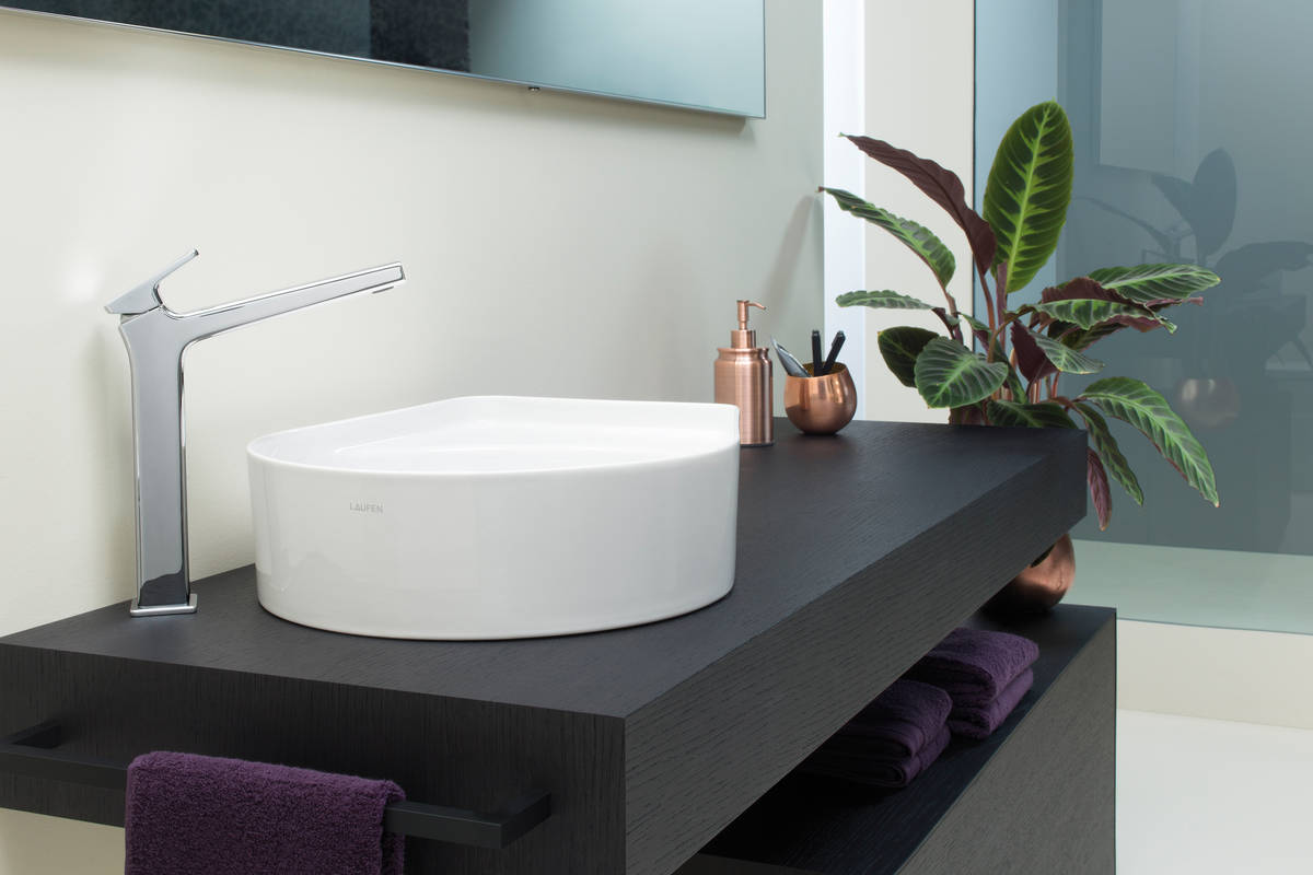 Die Neuheit 2019: «Stolz, selbstbewusst, aber nicht arrogant», so beschreibt Designer Peter Wirz die Armaturenlinie «arwa-sense». Arwa.