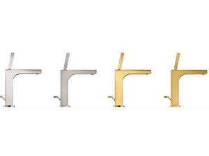 Mit der Marke Axor erfüllt das Haus Hansgrohe Wünsche für den anspruchsvollen Designliebhaber. Armatur «Citterio» gibt es in diversen polierten oder gebürsteten Oberflächen, auf Wunsch auch mit Sonderbeschriftung oder als exklusive Einzelanfertigung. Hansgrohe.