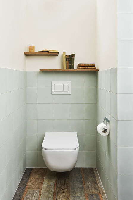 Oberflächen und Möbel in Holzoptik sorgen hier für Natürlichkeit. Sabag.