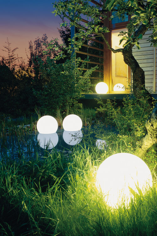 Zeitloses Design: Viele Auszeichnungen für Design und Qualität sprechen für sich: Die «Moonlight»-Leuchten» made in Germany sind eine Klasse für sich. Im Aussen- und im Innenbereich schaffen sie mit ihrem warmen und natürlichen Lichtbild eine unvergleichliche Atmosphäre. Moonlight über ai-concept GmbH.
