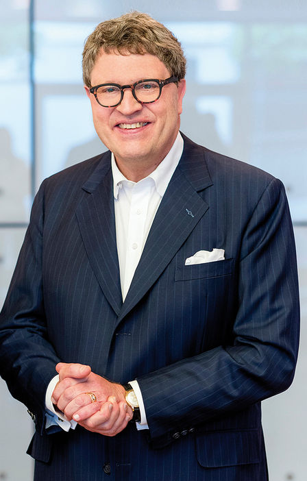 Reinhard Zinkann, geschäftsführender Gesellschafter des Unternehmens Miele mit Sitz in Gütersloh/Deutschland, ist ein Urenkel des gleichnamigen Mitbegründers Reinhard Zinkann.