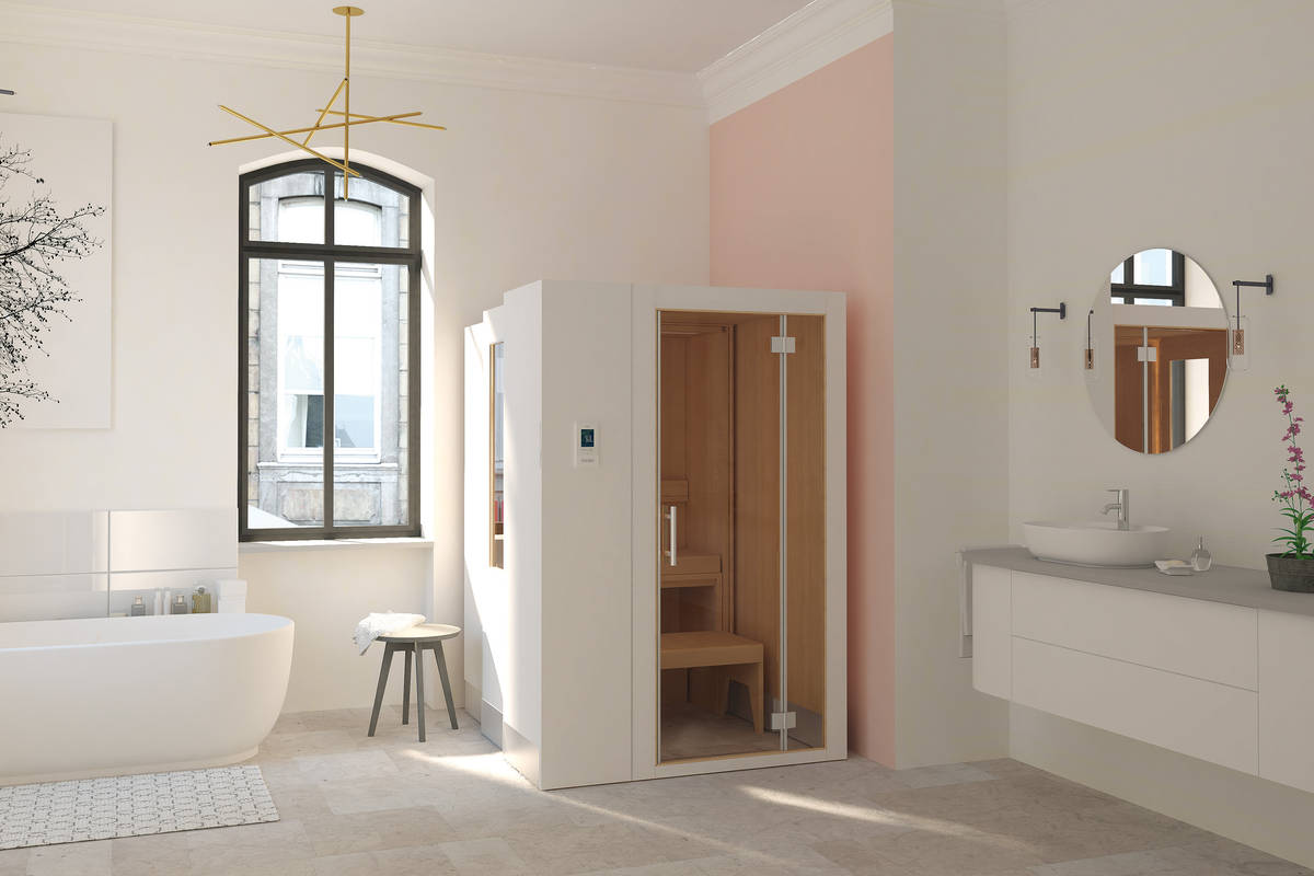 Für besonders enge Einbausituationen gibt es die ausziehbare Sauna «S1» auch als «Extra Small»-Variante. Klafs.