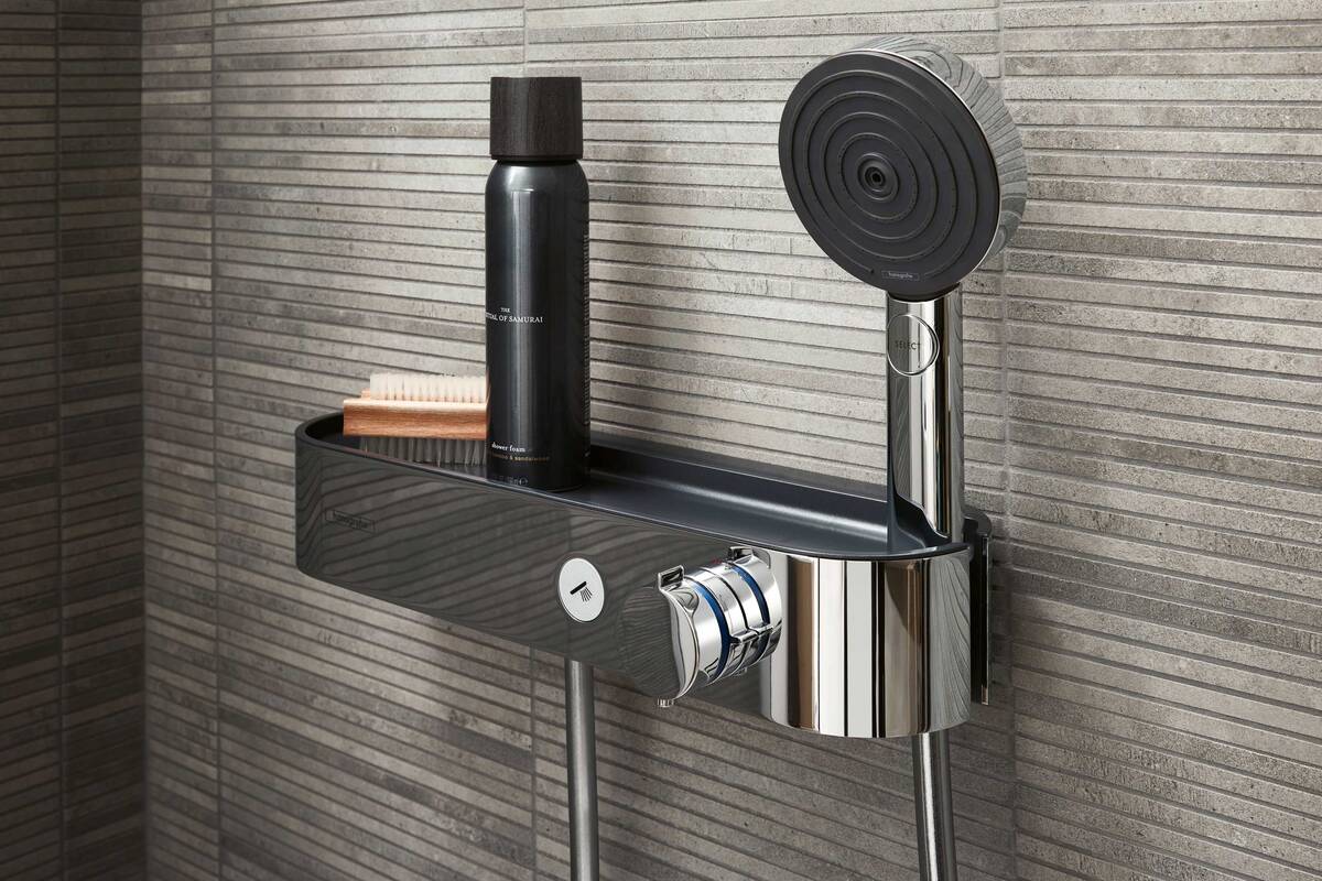 Ohne Komfortverlust: Mit der «EcoSmart»-Technologie lässt sich Wasser und Energie sparen. Dabei reduziert die Durchflussregelung den Wasserverbrauch um bis zu 50 Prozent. Hansgrohe Schweiz.