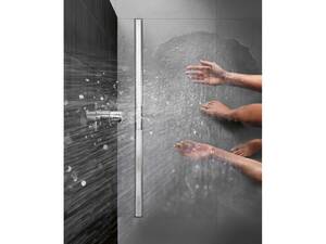 Durch die Platzierung der Duschrinne «CleanLine» am Rand der Dusche steht dem Duschvergnügen nichts mehr im Weg. So werden Optik, Funktion und Hygiene gelungen miteinander verbunden. Geberit.