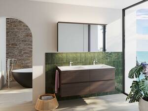 Das Waschtischelement wird mit einem Recycle-Anteil von 30 % hergestellt. Das Material der Spanplatten stammt zu 95 % aus recyceltem Holz. Somit wird für diese Platten ein Kreislauf geschlossen. «Vanity Zoe», Loosli AG.