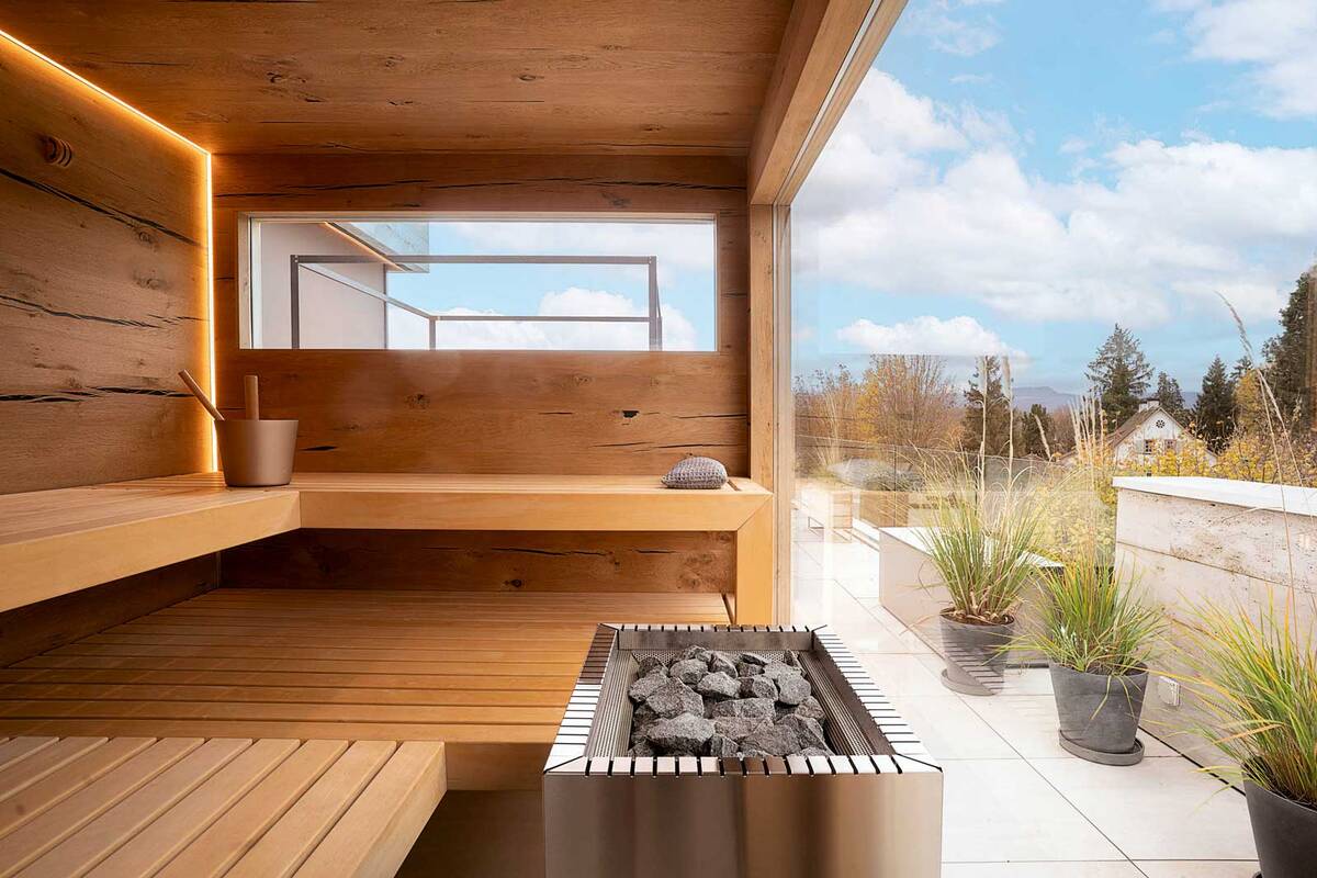 Seit über 25 Jahren gestaltet die Sauna World AG gemeinsam mit ihren Kunden Saunas, Dampfduschen und ganze Wohlfühloasen im Innen- wie im Aussenbereich. Sauna World AG.