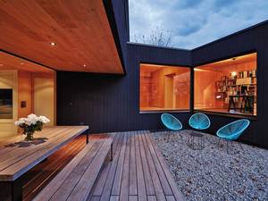 Fenstermodell «Sirius» wurde nach hiesigen Anforderungen entwickelt und wird auch in der Schweiz hergestellt. Eschbal.