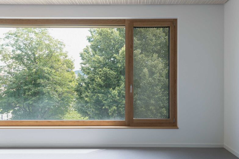 «Sirius»-Fenstersysteme punkten mit ästhetischen und technischen Eigenschaften gleichermassen. Eschbal AG, www.eschbal.ch