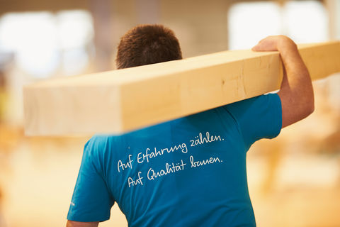 Bevorzugter Baustoff ist Holz.