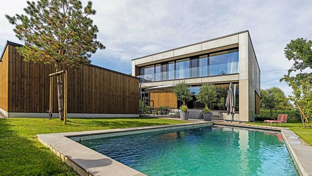 Konsequent schnörkellos: Haus am Bodensee