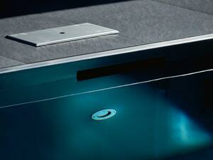 Die moderne automatische Schwimmbadtechnik ist mit einer hochwertigen Wasseraufbereitung mit Salzwasser-Elektrolyse-Verfahren und pH-Wert-Regulierung über den «Marlin-Poolcontrol» eingerichtet und garantiert eine optimale Wasserqualität. Schwimmbad- und Wassertechnik Marlin AG.