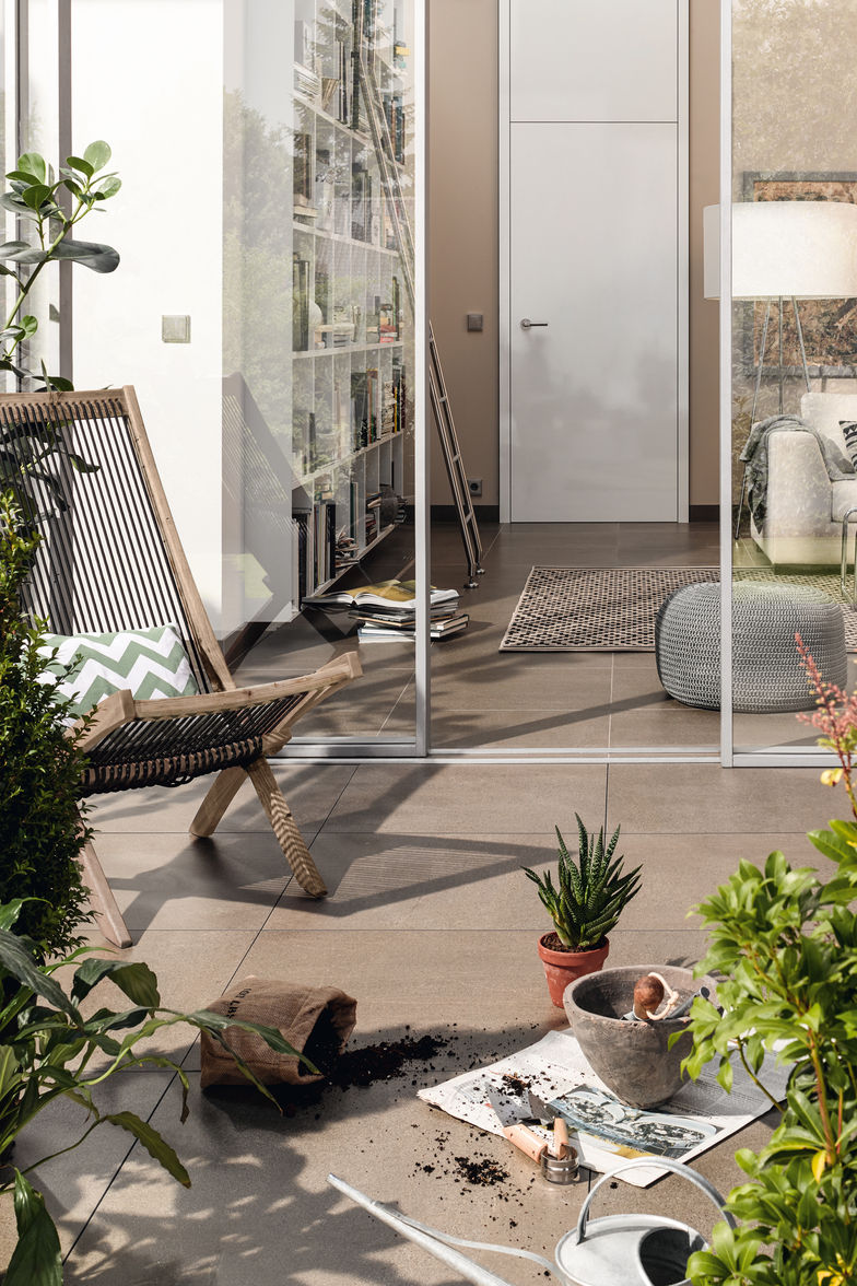 Bei Keramikplatten für den Aussenbereich ist Trittsicherheit gefragt. Alle Produkte im Sortiment von Richner erfüllen diese Bedingung.