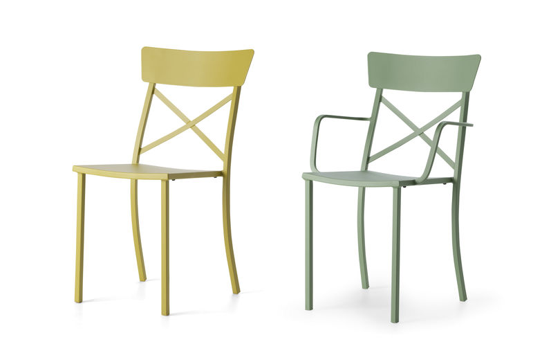 Gartenstuhl «Alicante» aus pulverbeschichtetem, verzinktem Stahl gibt es in sechs Farben, mit und ohne Armlehnen. Hunn.