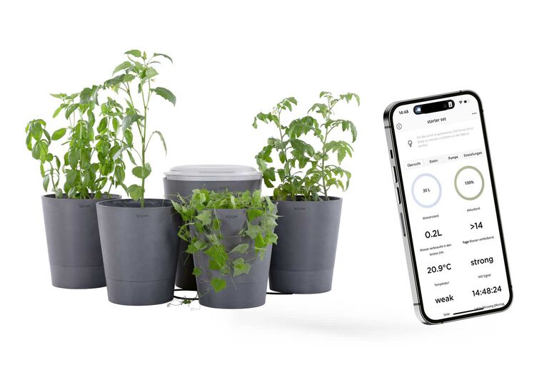 Auch für Topfpflanzen auf Balkon und Terrasse gibt es smarte Bewässerungssysteme. www.boum.garden