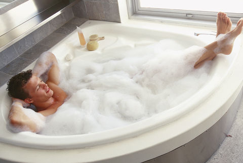 Wer sich für den Online-Modus der Wasserenthärtungsanlage entscheidet, kann entspannt geniessen.