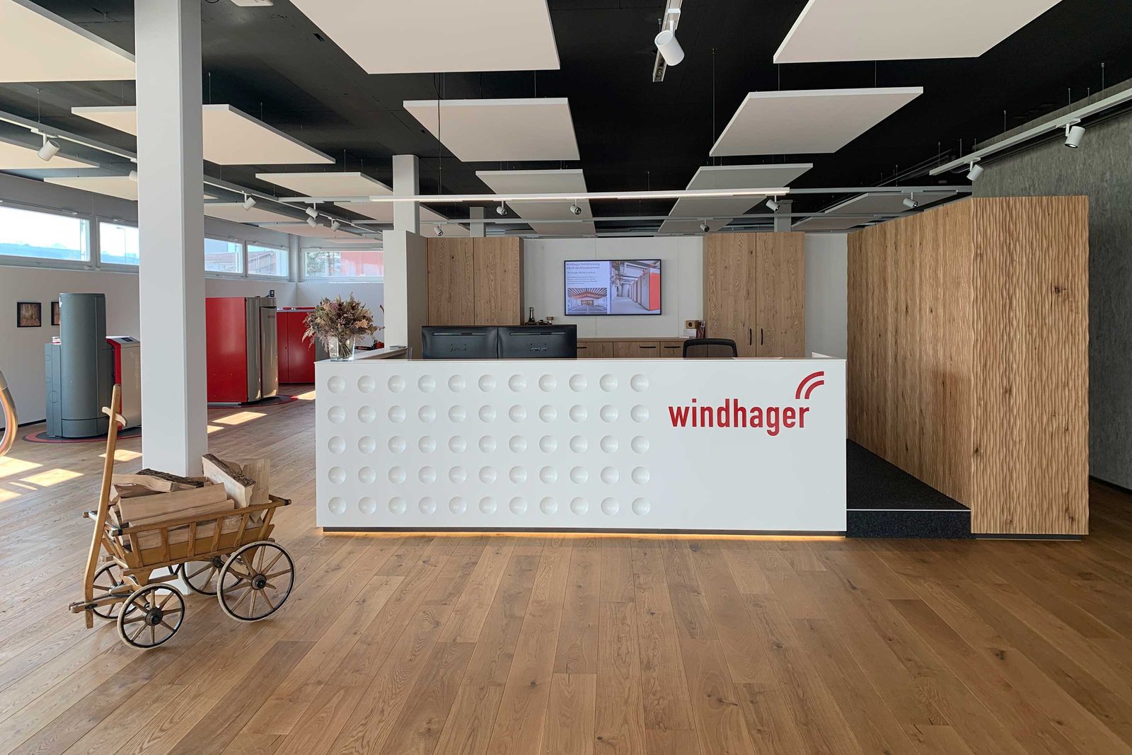 Der Showroom der Windhager Zentralheizung Schweiz AG ist anlässlich des 100-jährigen Jubiläums in einen Neubau gezügelt.