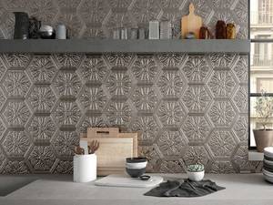 Raffiniert: Die Kollektion «Zinc» spielt mit Formen und Farben von Kupfer bis Patina-Grün. Apavisa/Sabag.