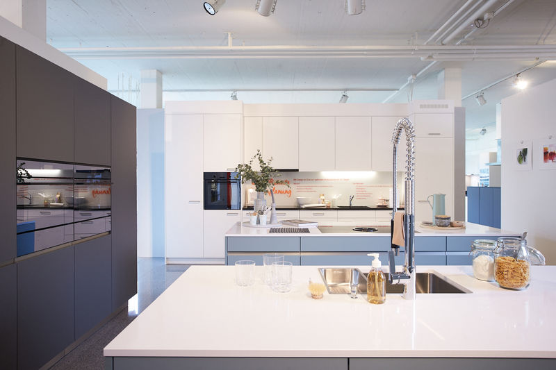 Im Showroom in Root finden auch private Kunden Inspirationen und kompetente Beratung.