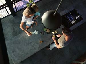 Lichtspiele auf dem Kochfeld: Die jüngste Generation der schwarzen Glaskeramik von Schott Ceran eröffnet Geräteherstellern neue Möglichkeiten. «Ceran Luminoir» ist lichtdurchlässiger und lässt weisses und blaues Licht heller und klarer durchscheinen. Während bisher Rot im Kochzonenbereich und in Digitalanzeigen von Kochflächen vorherrschte, wird in Zukunft weisses Licht eine grössere Rolle spielen. Das neue Material ermöglicht Herstellern die Integration innovativer Lichteffekte und digitaler Features auch für Standardkochflächen. Schott AG.