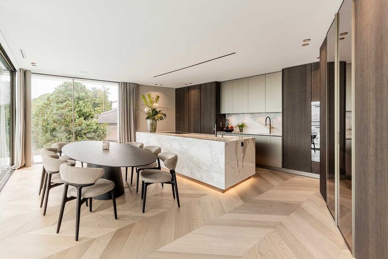 Orea AG, Zürich Espresso Macchiato