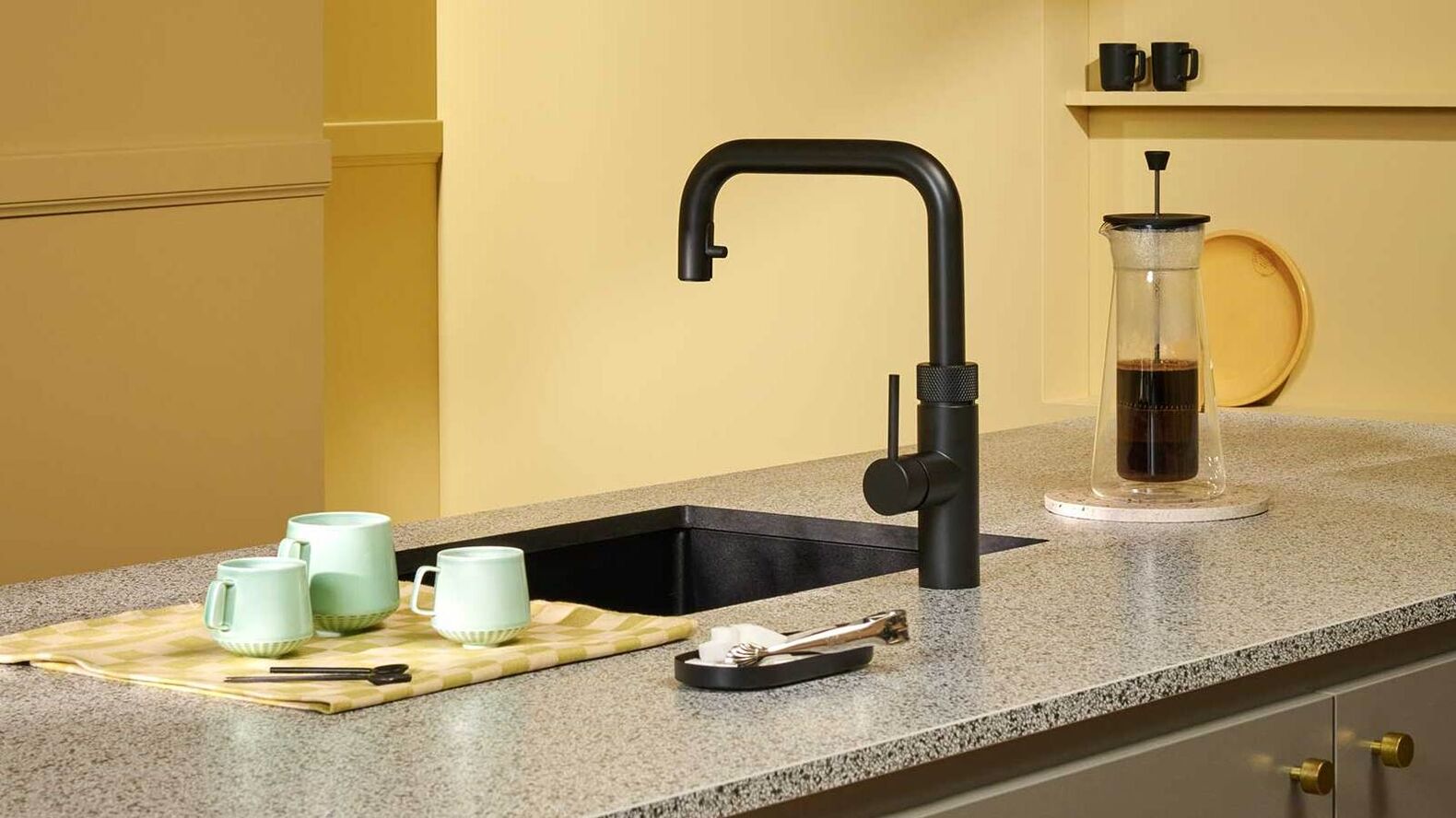 Unter den Abstimmungsteilnehmern wird ein Gewinn, eine Quooker-Armatur inklusive Montage, im Wert von 4000 CHF verlost.